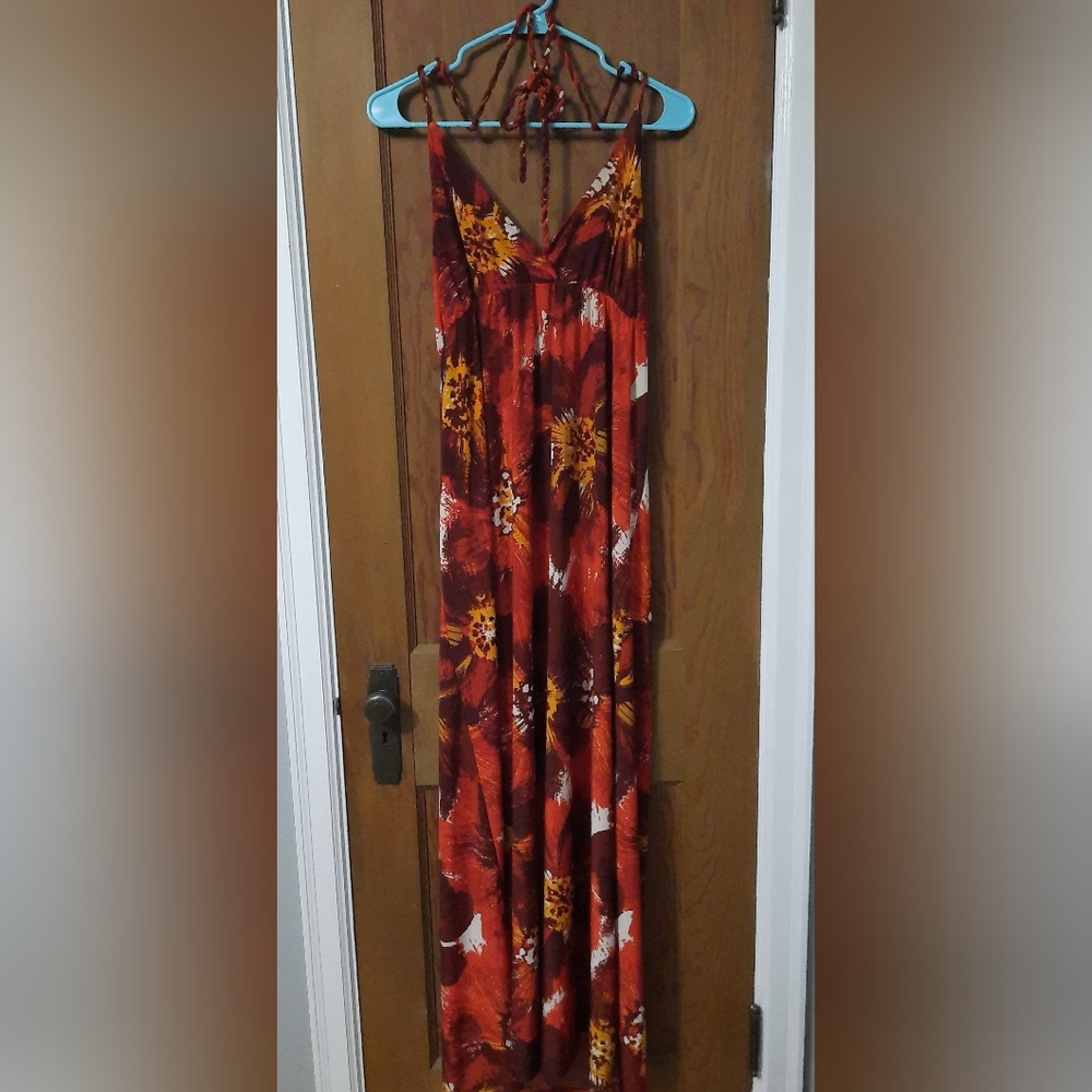 Chesley Shades of Orange printed twisted neck tie maxi dress